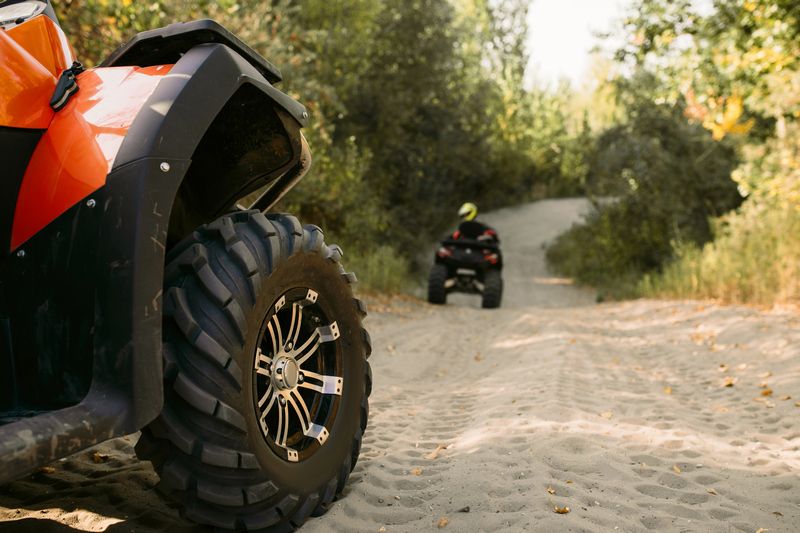 Québec accorde près de 195 000 $ aux clubs de VTT de l’Estrie